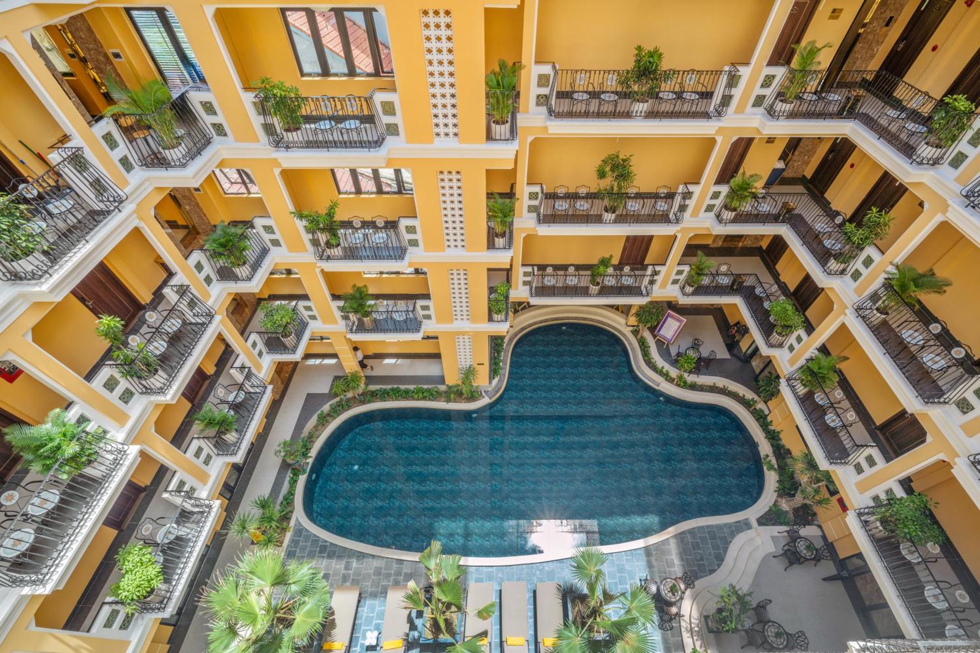Hoi An Babylon Riverside Hotel & Spa Exteriör bild